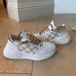 Valentino Sneakers